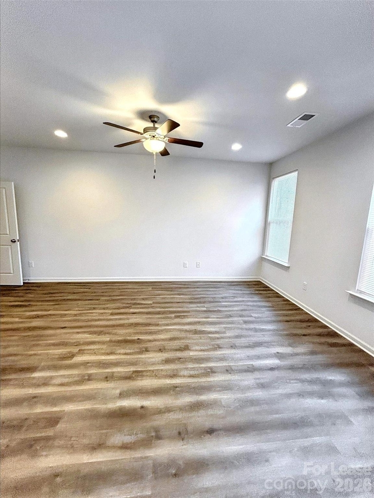 2026 Mcdonald Drive - Photo 3