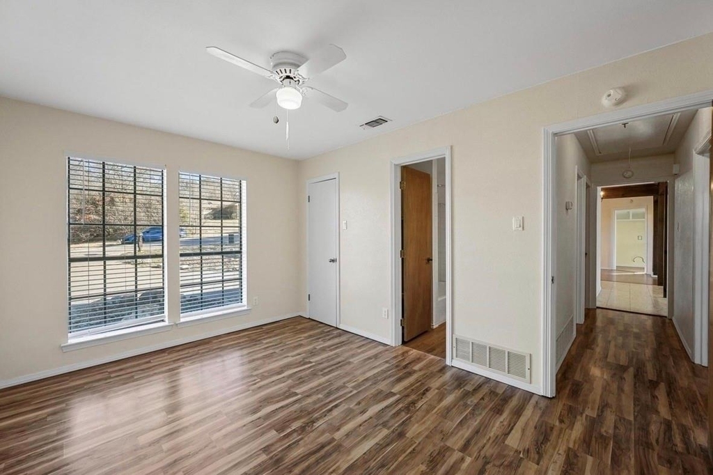 8721 Hidden Hill Drive - Photo 13