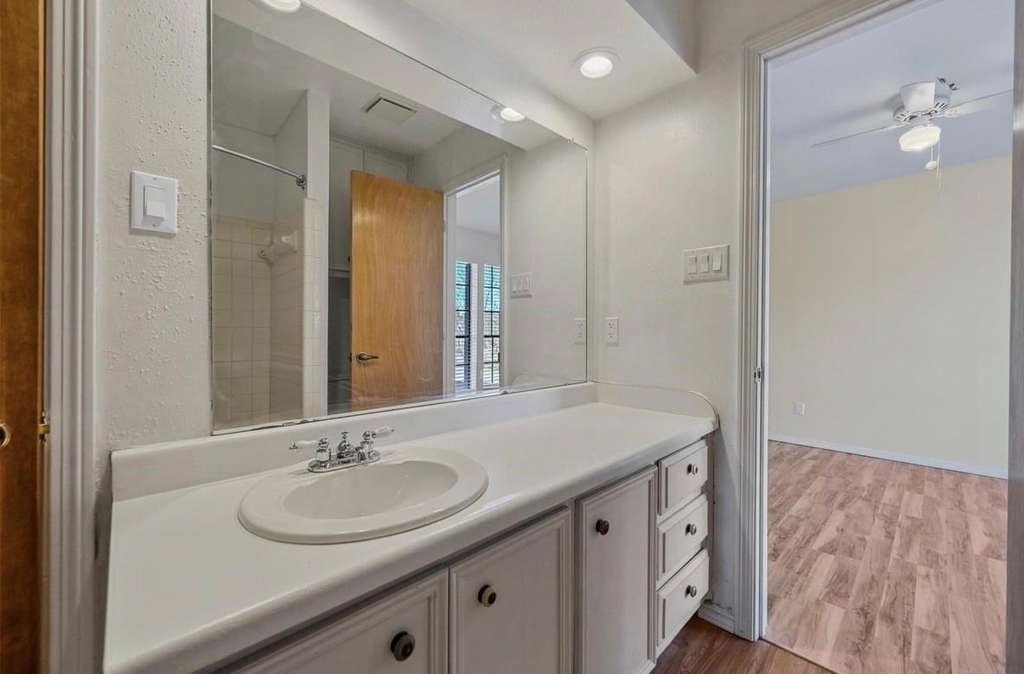 8721 Hidden Hill Drive - Photo 11