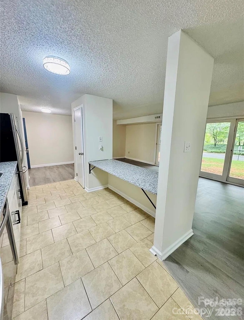 9541 Shannon Green Drive - Photo 6
