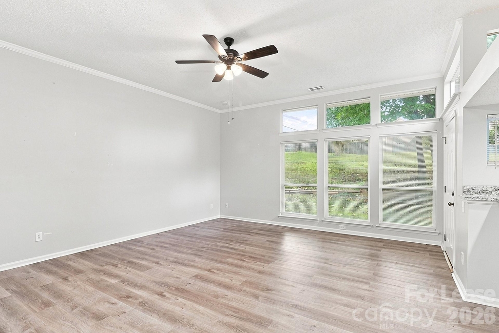 9719 Marshbrooke Road - Photo 5