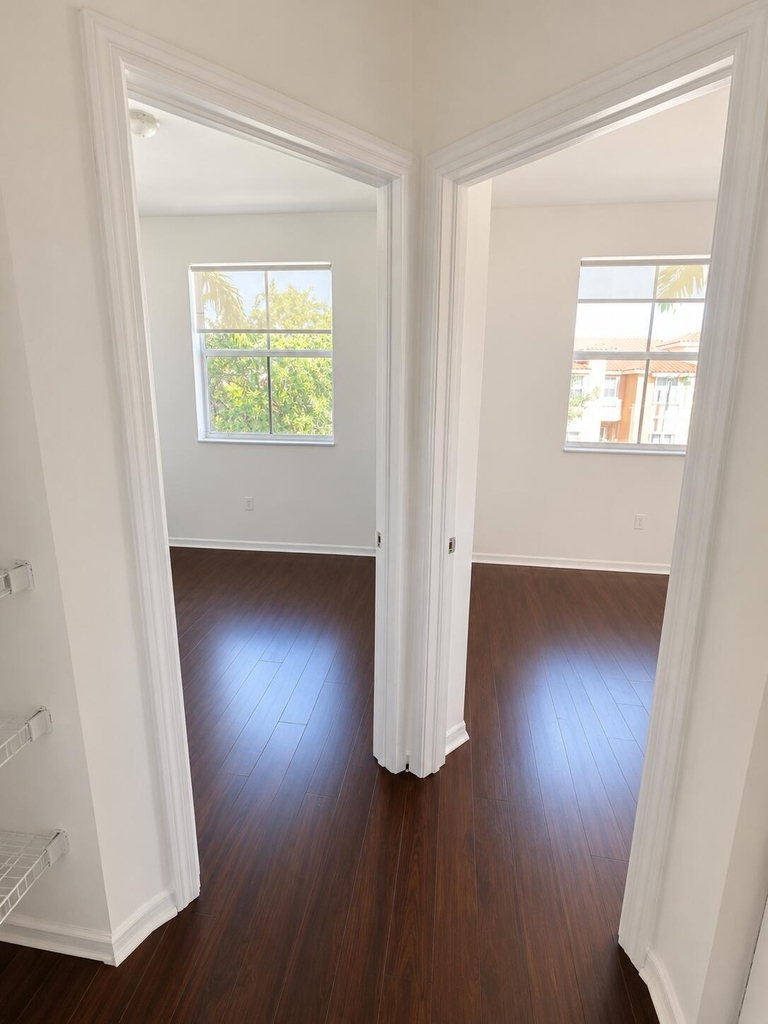 906 Sw 143rd Avenue - Photo 16