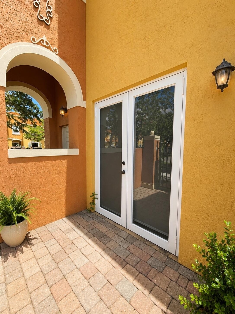 906 Sw 143rd Avenue - Photo 25