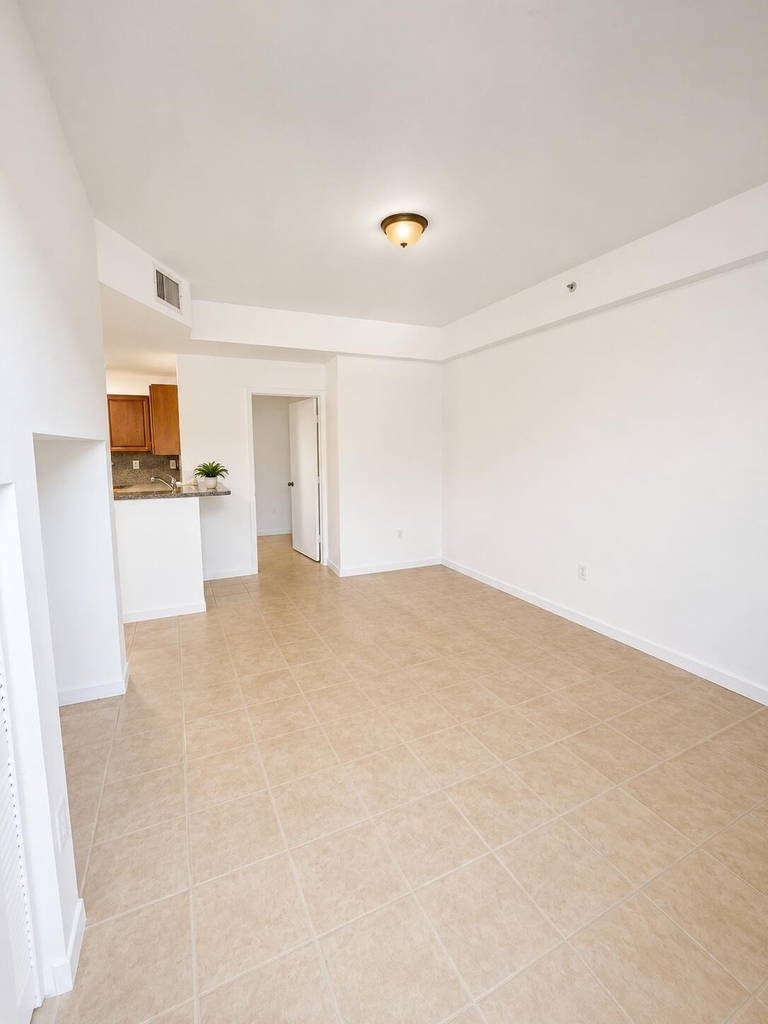 906 Sw 143rd Avenue - Photo 10