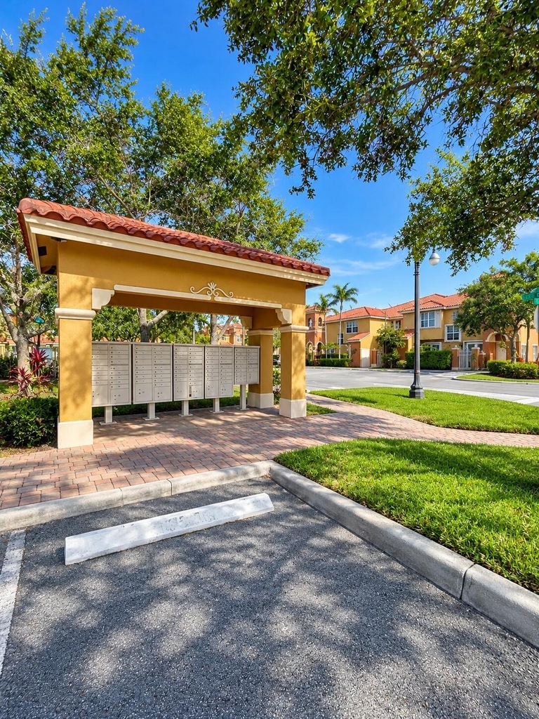 906 Sw 143rd Avenue - Photo 27