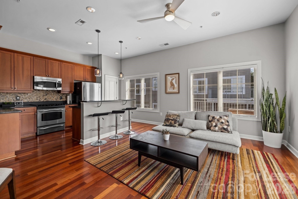 1903 Kenilworth Avenue - Photo 15