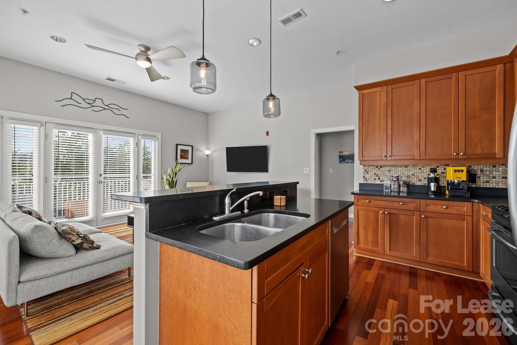 1903 Kenilworth Avenue - Photo 19