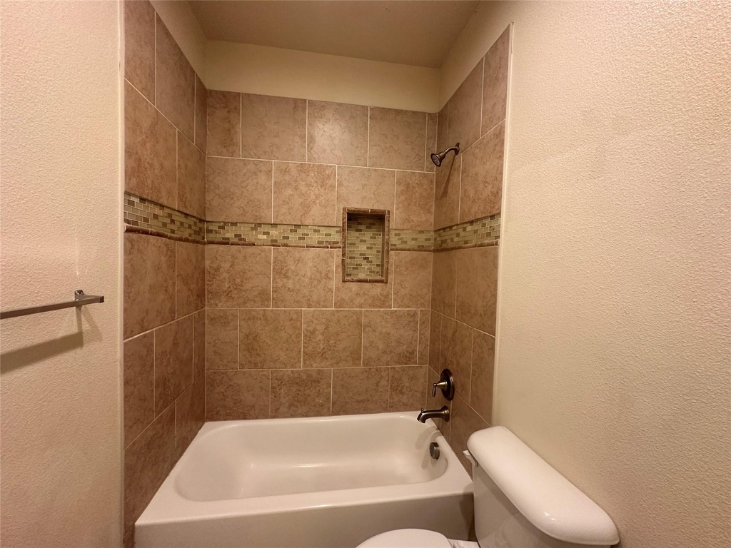 7407 Novella Drive - Photo 9