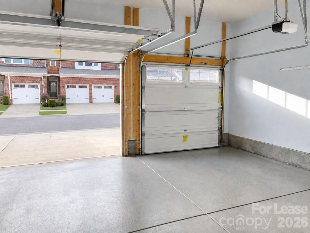 107 Dellbrook Street - Photo 5