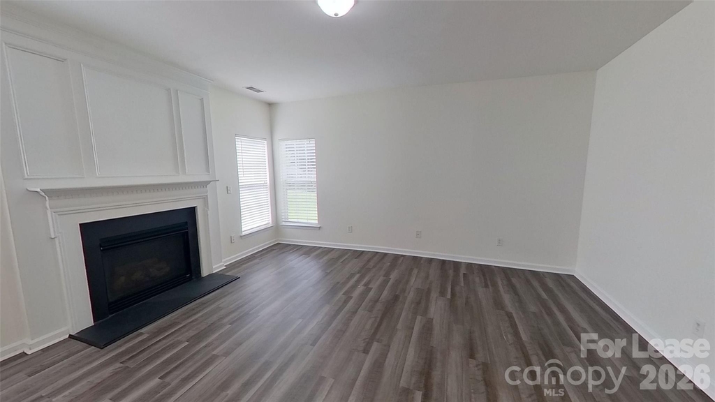 2014 Rosewater Lane - Photo 3