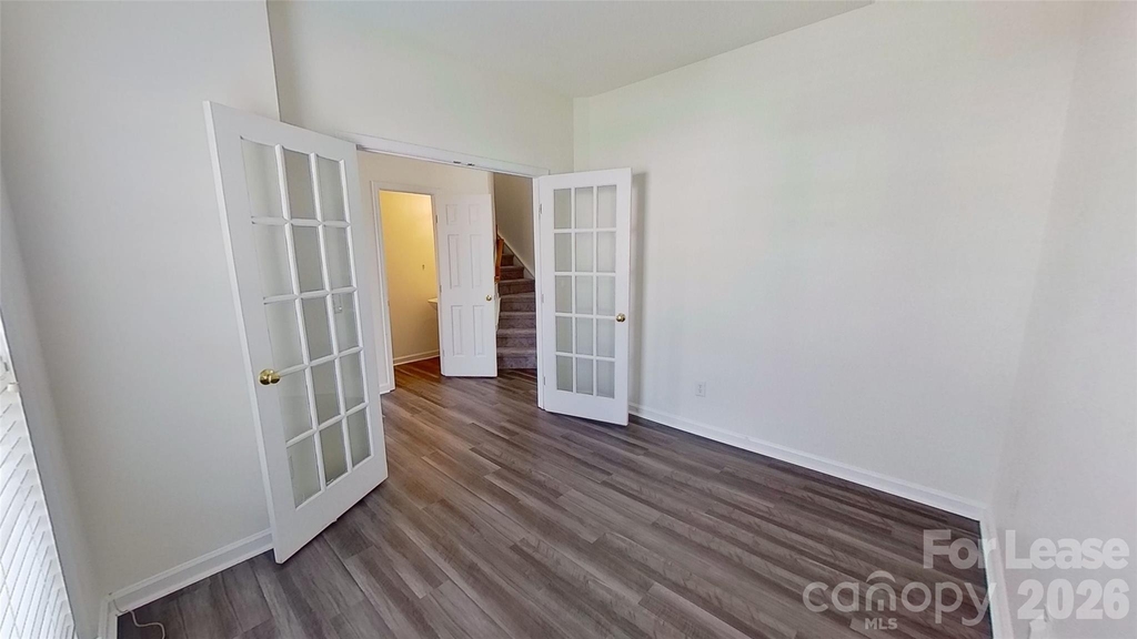 2014 Rosewater Lane - Photo 2