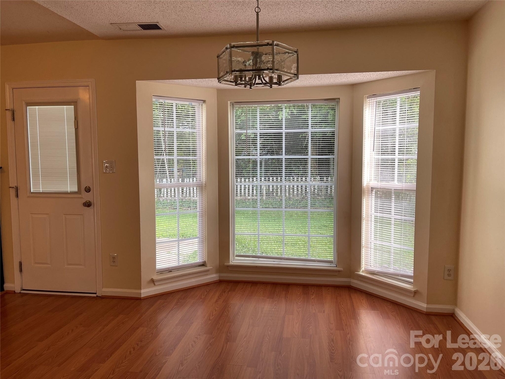 11624 Larix Drive - Photo 8
