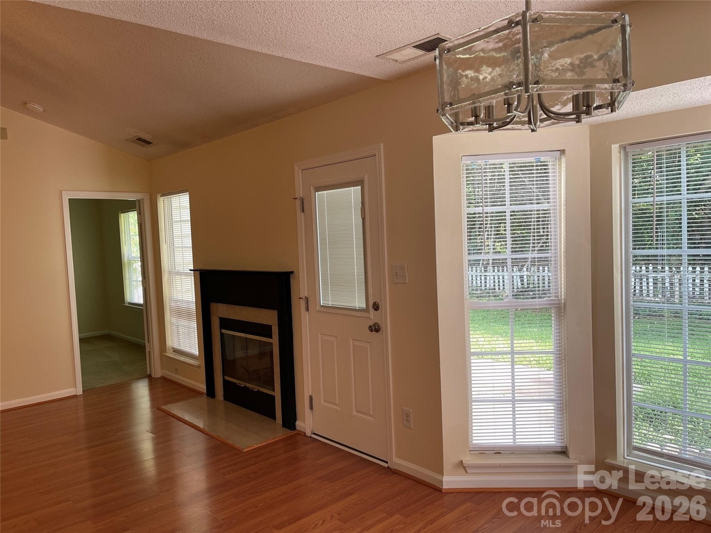 11624 Larix Drive - Photo 6
