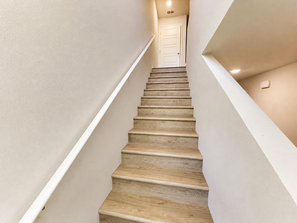 8172 Cobblestone Drive - Photo 6