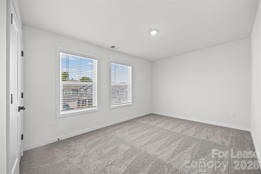 541 Mahogany Road - Photo 17
