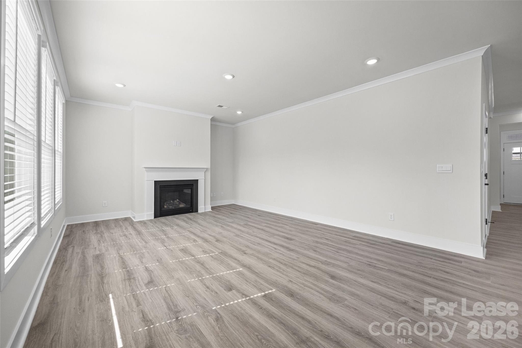 541 Mahogany Road - Photo 7