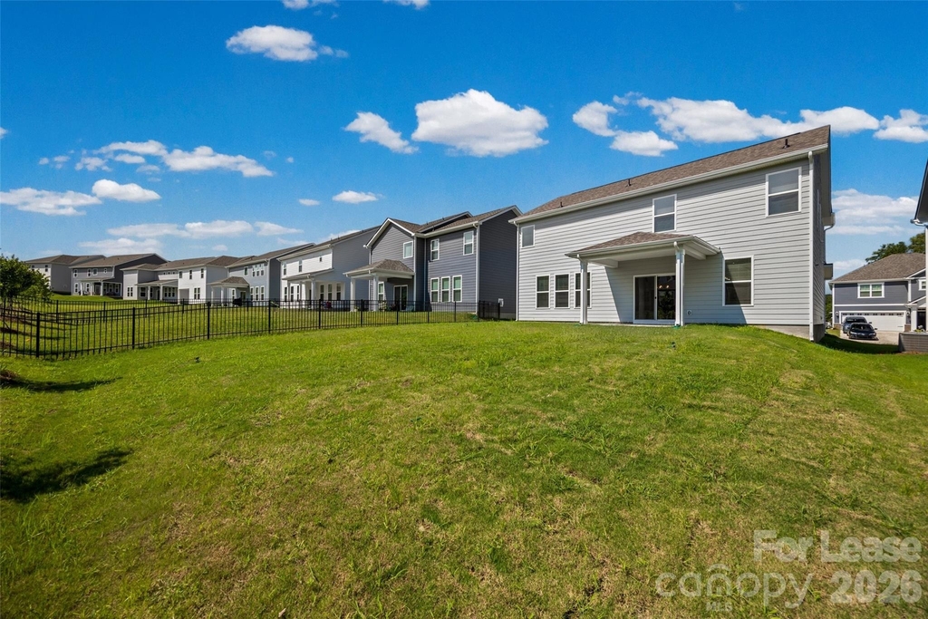 541 Mahogany Road - Photo 33
