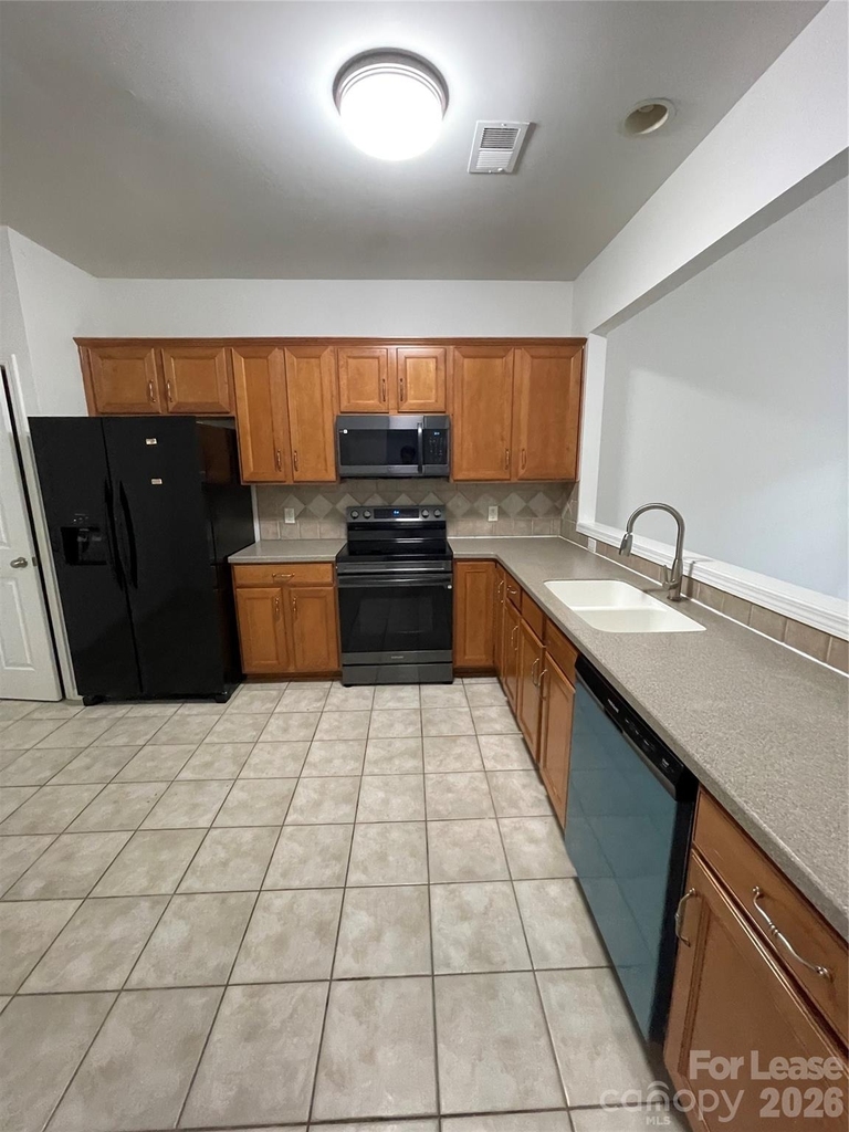 9033 Mcalwaine Preserve Avenue - Photo 20