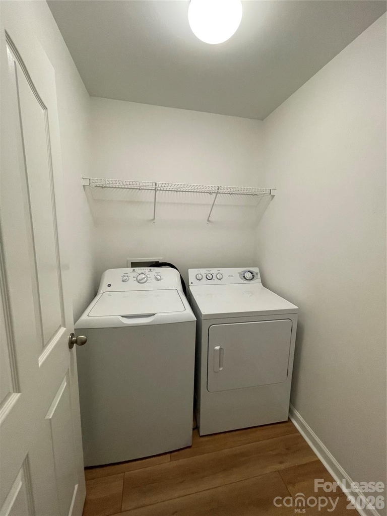 9033 Mcalwaine Preserve Avenue - Photo 17