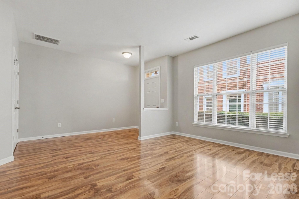 2029 Kegsworth Drive - Photo 8