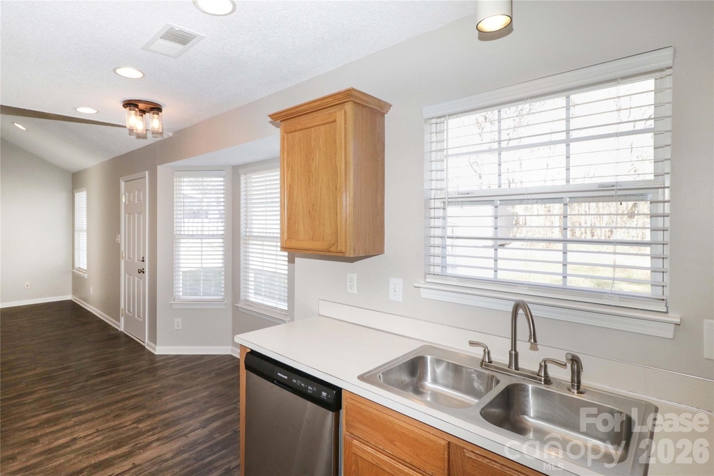 771 Rebecca Jane Drive - Photo 15