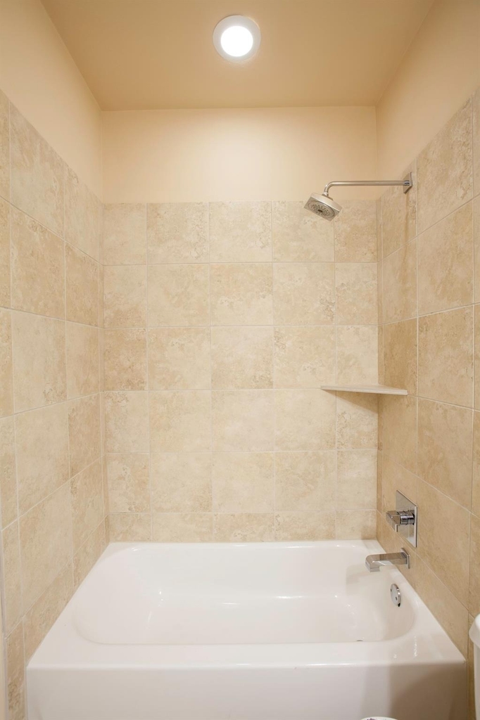 4107 Bowser Avenue - Photo 18