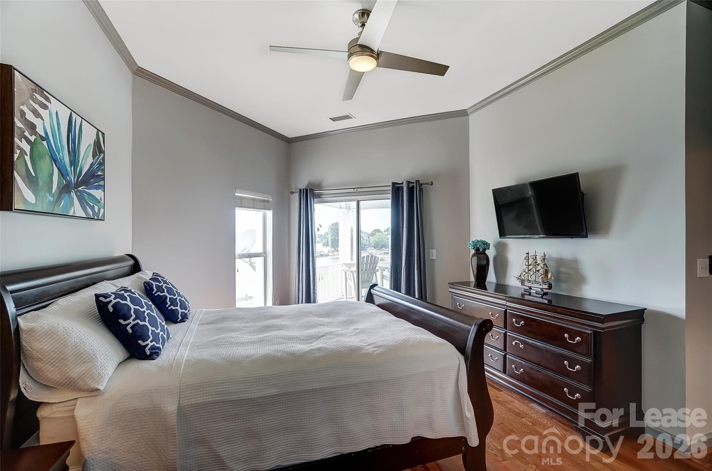 1339 Torrence Circle - Photo 15