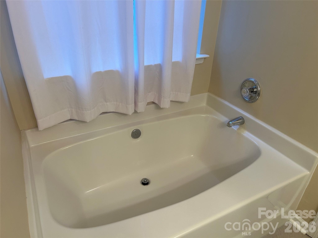 1530 Standish Drive - Photo 25