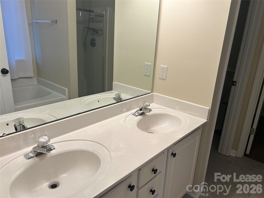 1530 Standish Drive - Photo 23