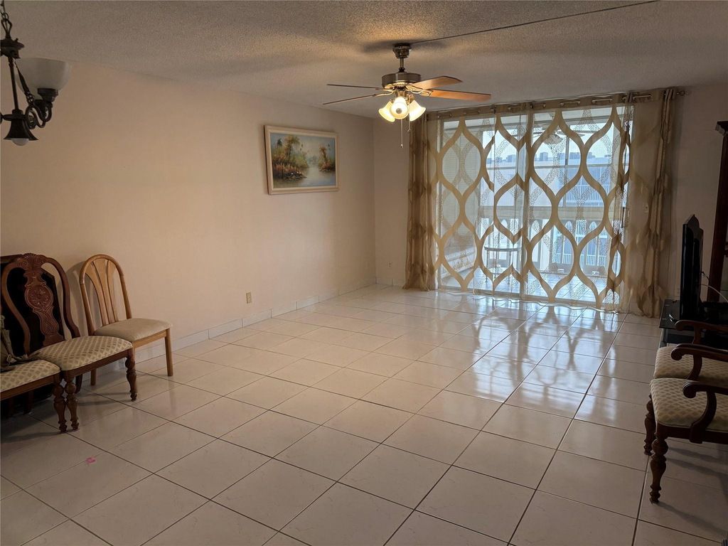 301 Ne 14th Avenue - Photo 5