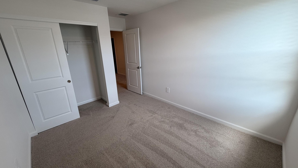 651 Salisbury Circle - Photo 13