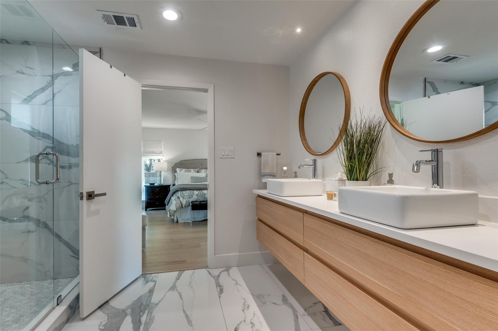 6920 Winchester Street - Photo 10