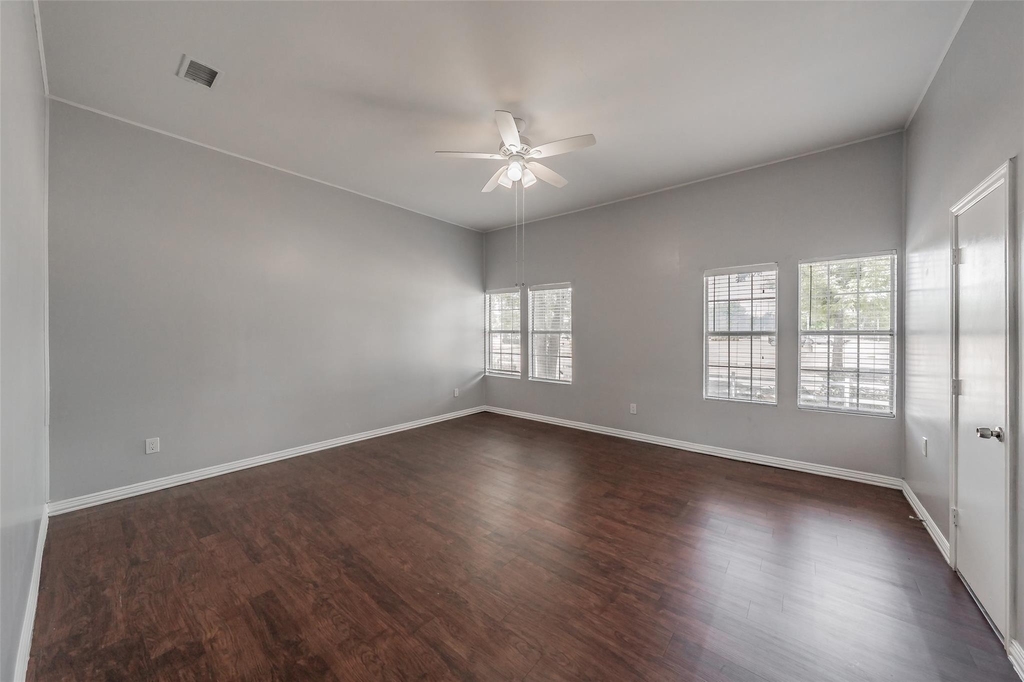 401 S Anglin Street - Photo 19