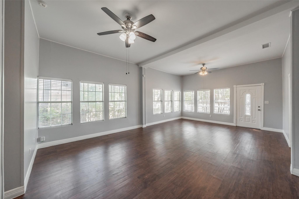401 S Anglin Street - Photo 33