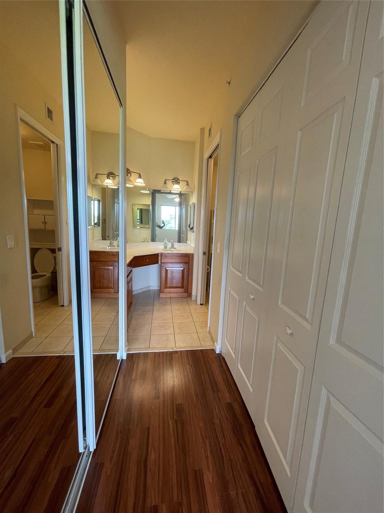 3500 Oaks Clubhouse Drive - Photo 12