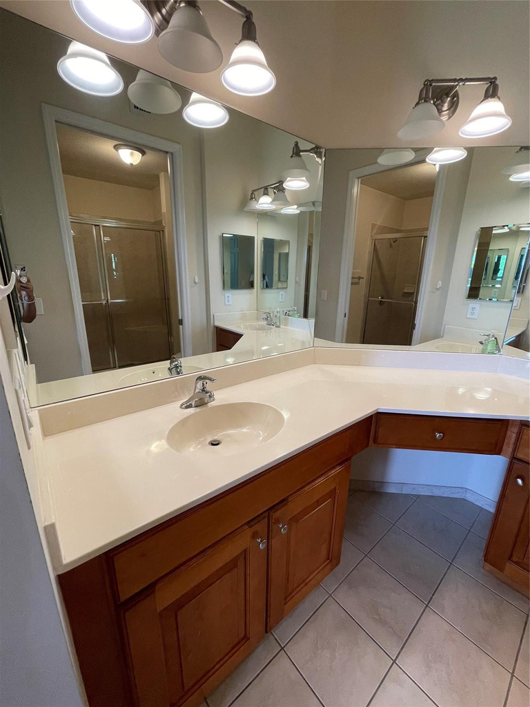 3500 Oaks Clubhouse Drive - Photo 11