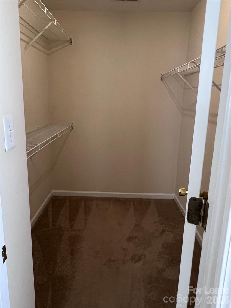 2340 Wexford Way - Photo 10