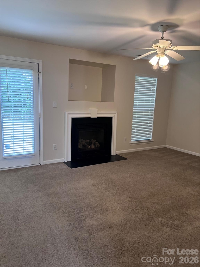 2340 Wexford Way - Photo 28