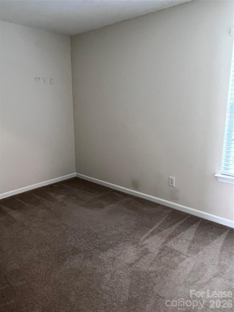 2340 Wexford Way - Photo 16