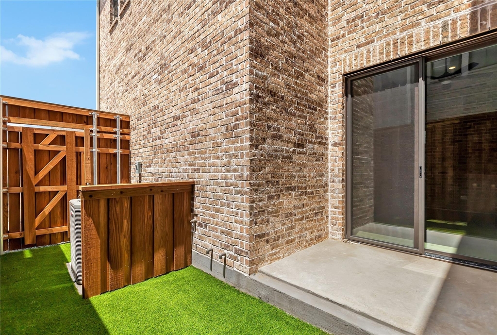 4345 Newman Boulevard - Photo 30