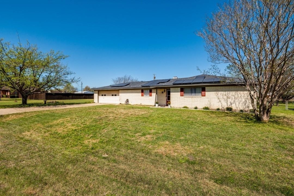 501 Sunrise Drive - Photo 6