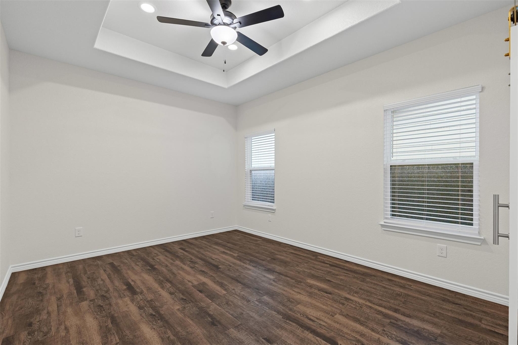 5623 Barkridge Drive - Photo 16