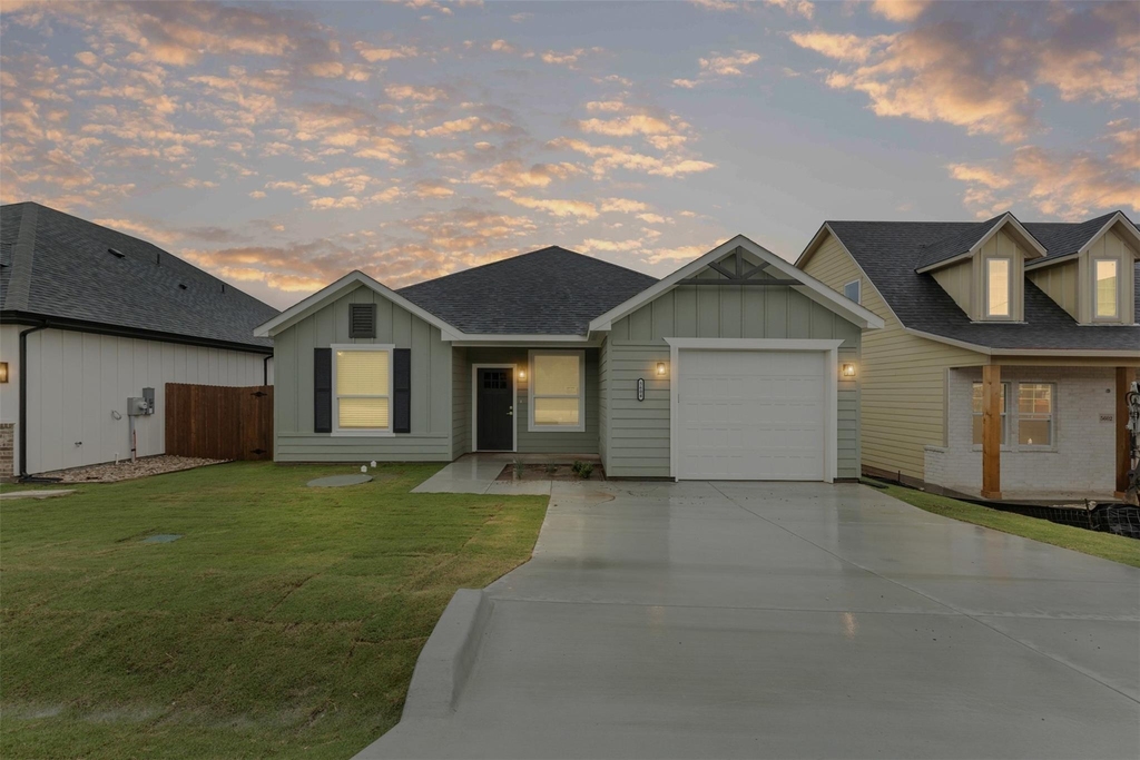5623 Barkridge Drive - Photo 3