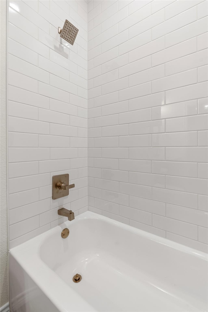5623 Barkridge Drive - Photo 28