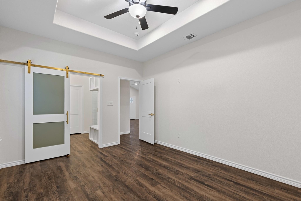 5623 Barkridge Drive - Photo 19