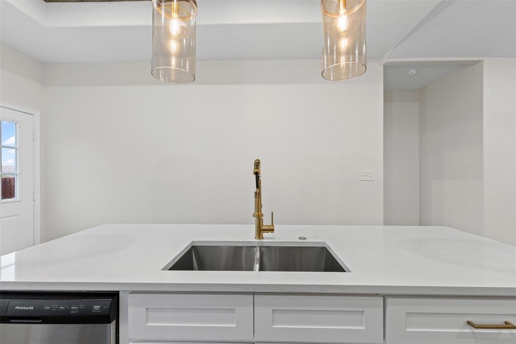 5623 Barkridge Drive - Photo 12