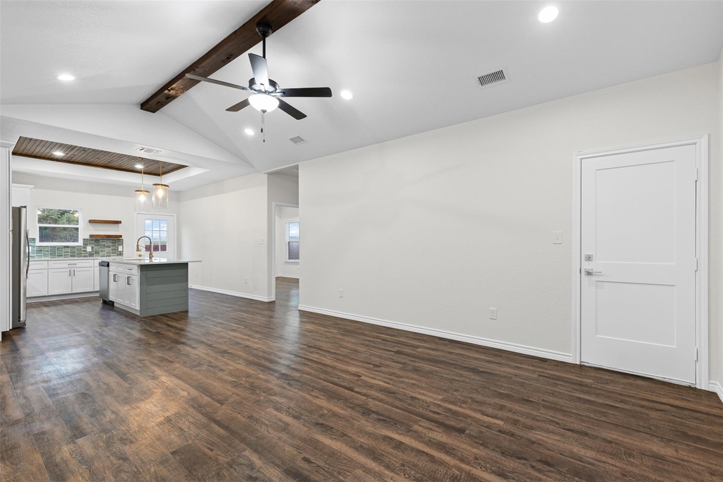 5623 Barkridge Drive - Photo 6