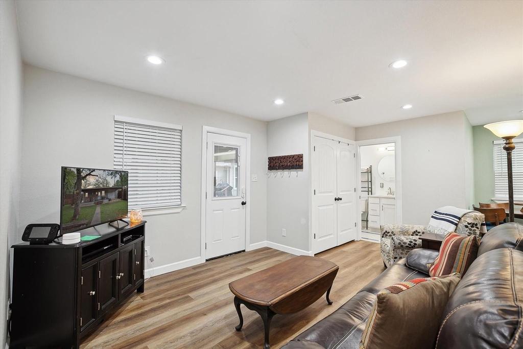 4016 Cactus Drive - Photo 6