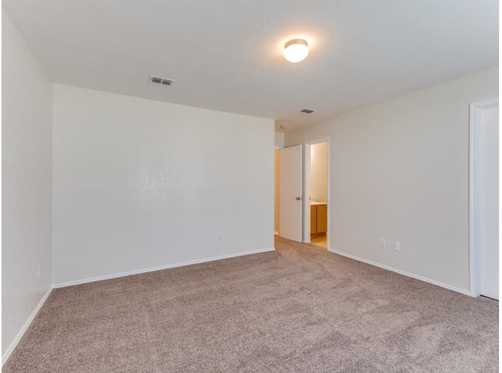 1609 Castle Ridge Road - Photo 8
