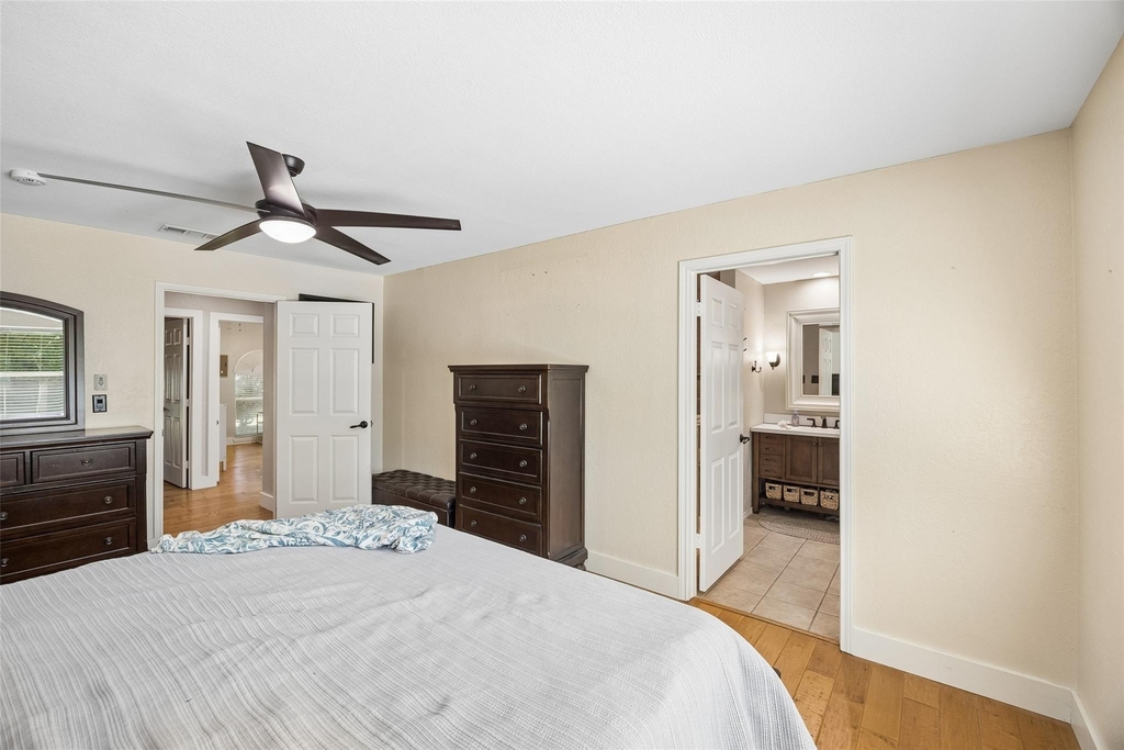 1203 Oakwood Trail - Photo 11